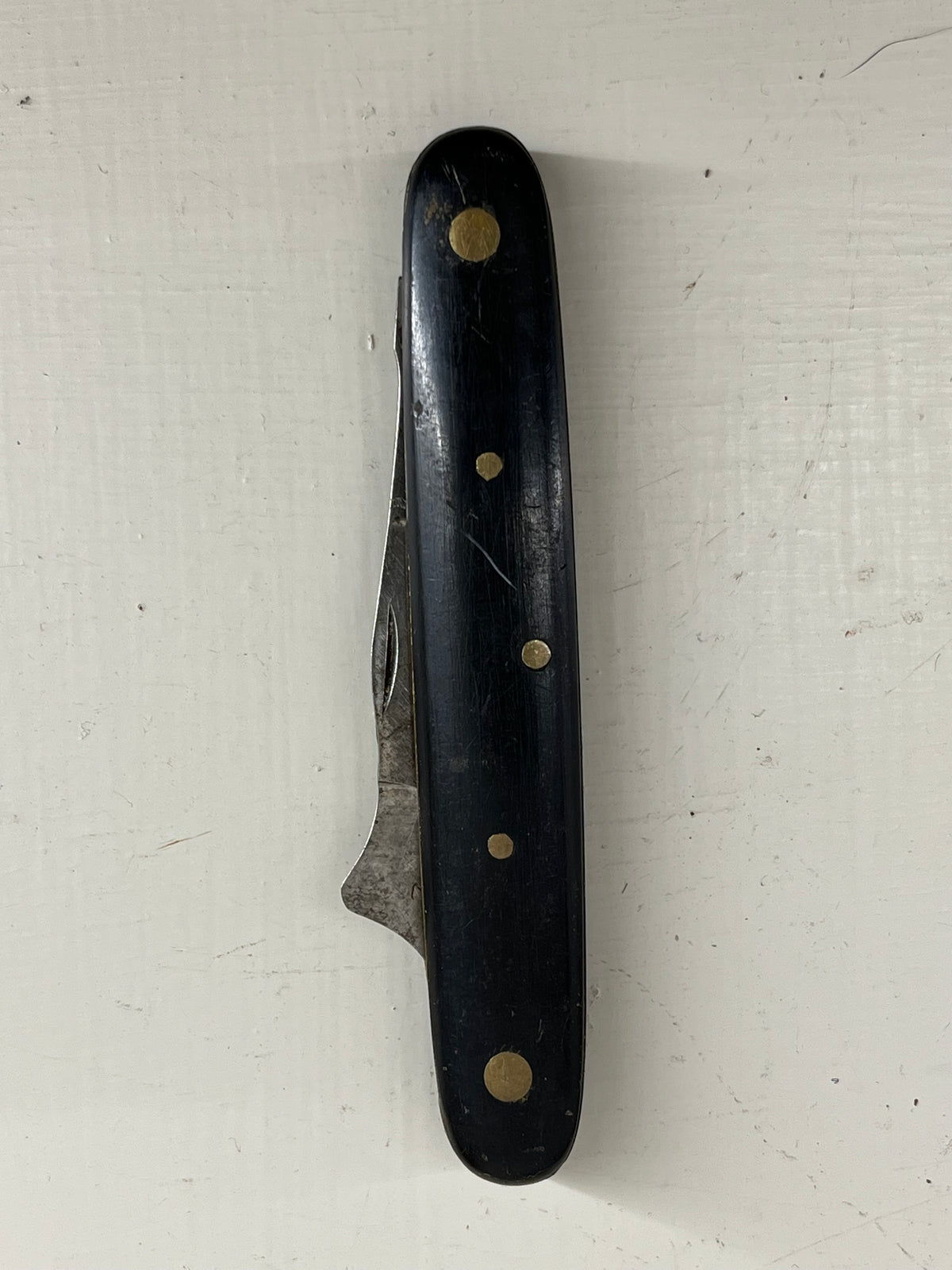 Victoria Budding  Knife