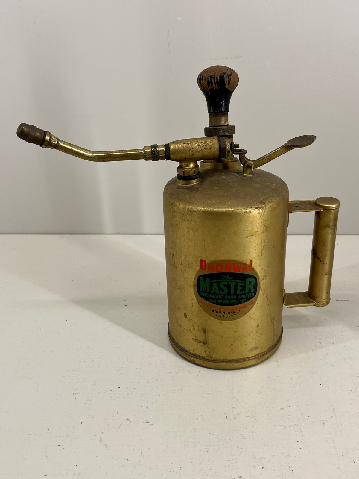 The Master Pneumatic Sprayer